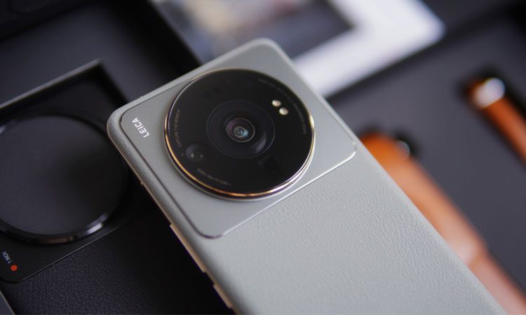 Xiaomi 12S Ultra начали продавать в фирменных магазинах Leica